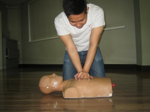 First aid and CPR training in the workplace